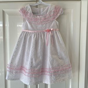 Girl’s size 3 adorable white with pink trim dress Flower girl, baptism, occasion